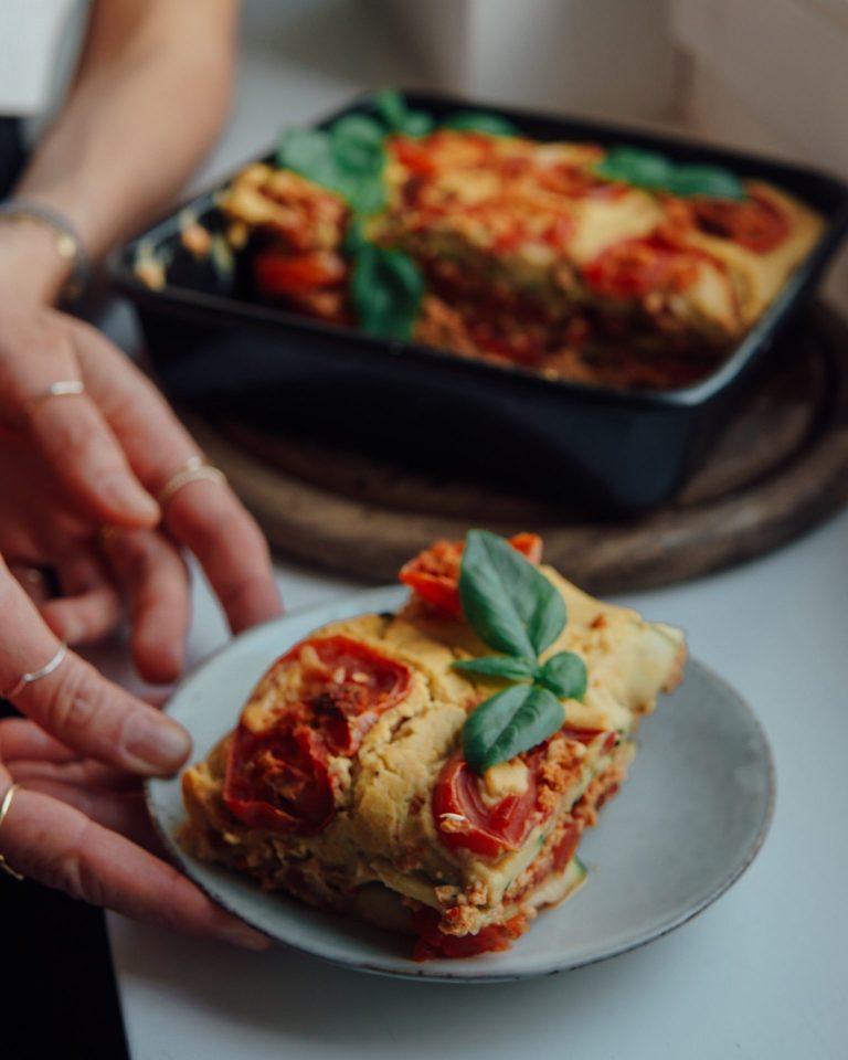 Vegetable Lasagna – a low carb, vegan & easy recipe | Annelina Waller