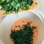 Linsenbrot Teig mit Spinat und Dill