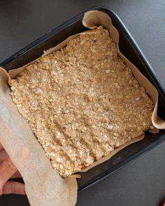 Haferriegel-mit-Erdbeere