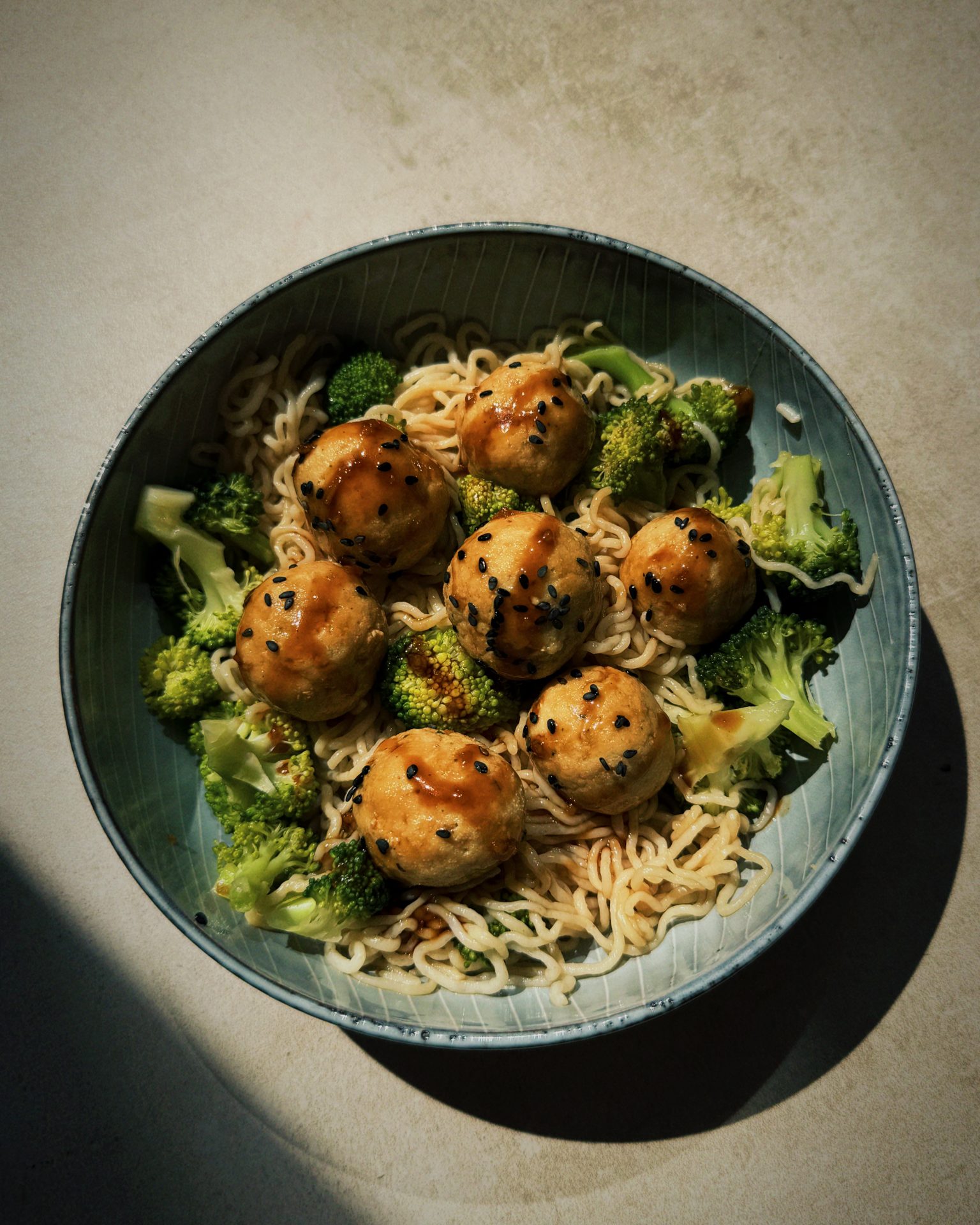 Tofu Nudel Bällchen