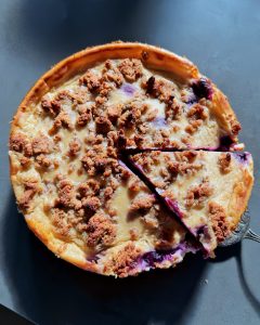 Veganer Cheesecake mit Blaubeeren